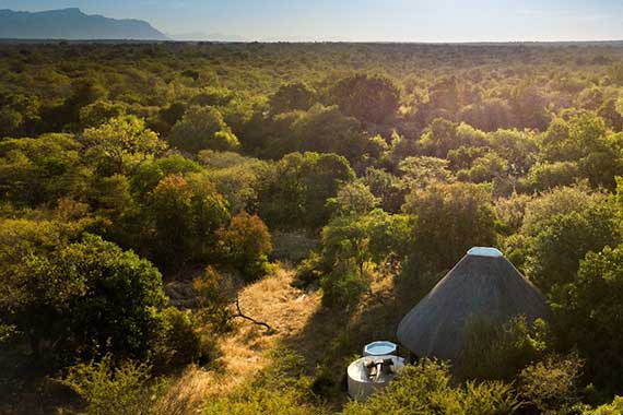 Vuyani Honeymoon Suite