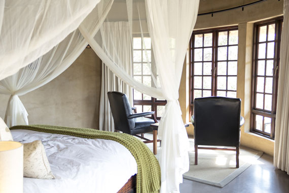 Vuyani Luxury Suite bedroom